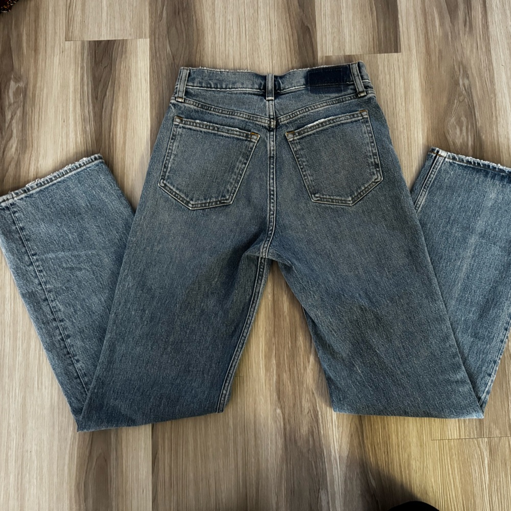 Abercrombie & Fitch The 90s Relaxed Jean High Rise - Picture 3 of 7